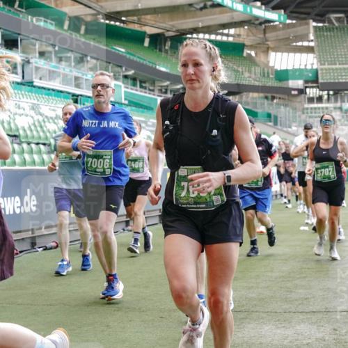 13.09.2026 - 21. swb-Marathon Bremen Michael Burmester http://msf.ph/oto/10465834 13.09.2026 13:13:17 Laufen im Stadion 118, 183, 270, 278, 349, 460, 514, 576, 600, 631, 695, 702, 843, 933, 950, 1005, 1143, 1226, 1286, 1334, 1426, 1435, 1596, 1641, 1849, 1991, 2005, 2035, 2079, 2264, 2336, 2375, 2377, 2387, 2398, 2412, 2439, 2457, 2461, 2478, 2505, 2521, 2540, 2612, 2665, 2673, 2684, 2693, 2765, 2773, 2792, 2815, 2816, 2850, 2860, 2884, 2895, 2921, 2963, 2966, 2972, 2975, 3016, 3111, 3143, 3155, 3209, 3253, 3277, 3293, 3304, 3308, 3313, 3378, 3434, 3661 meine-sportfotos.de