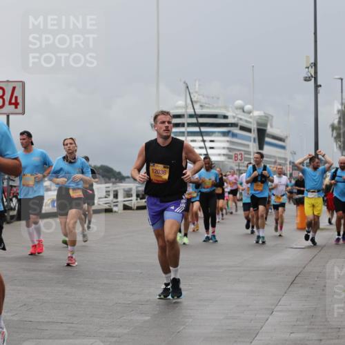 13.09.2026 - Kiel Lauf Andreas Tolksdorf http://msf.ph/oto/10465857 13.09.2026 12:06:48 Kiellinie 38, 953, 4, 1, 39, 862, 12036, 3 meine-sportfotos.de