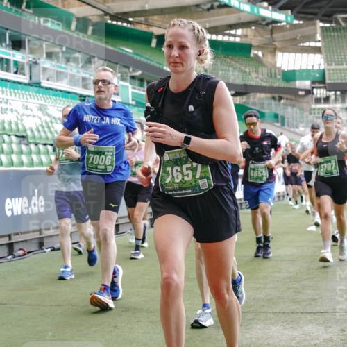 13.09.2026 - 21. swb-Marathon Bremen Michael Burmester http://msf.ph/oto/10465859 13.09.2026 13:13:17 Laufen im Stadion 118, 183, 270, 278, 349, 460, 514, 576, 600, 631, 695, 702, 843, 933, 950, 1005, 1143, 1226, 1286, 1334, 1426, 1435, 1596, 1641, 1849, 1991, 2005, 2035, 2079, 2264, 2336, 2375, 2377, 2387, 2398, 2412, 2439, 2457, 2461, 2478, 2505, 2521, 2540, 2612, 2665, 2673, 2684, 2693, 2765, 2773, 2792, 2815, 2816, 2850, 2860, 2884, 2895, 2921, 2963, 2966, 2972, 2975, 3016, 3111, 3143, 3155, 3209, 3253, 3277, 3293, 3304, 3308, 3313, 3378, 3434, 3661 meine-sportfotos.de