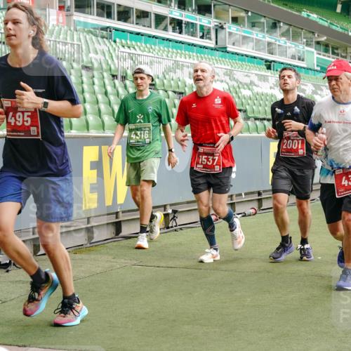 13.09.2026 - 21. swb-Marathon Bremen Michael Burmester http://msf.ph/oto/10465906 13.09.2026 12:56:42 Laufen im Stadion 307, 411, 431, 465, 655, 769, 776, 854, 857, 876, 913, 926, 948, 1010, 1058, 1130, 1254, 1537, 1601, 1645, 1750, 1809, 1900, 1972, 2001, 2040, 2051, 2075, 2122, 2260, 2319, 2324, 2402, 2473, 2493, 2535, 2604, 2634, 2640, 2671, 2761, 2812, 2904, 2948, 3051, 3057, 3078, 3119, 3192, 3202, 3290, 3348, 3411, 3450, 3458, 3508, 3514, 3634, 3706, 3760, 3813, 3939, 4101, 4135, 4137, 4171, 4316, 4319, 4413, 4455, 4479, 4733, 5277, 5430, 5530, 6106, 2498, 3085 meine-sportfotos.de