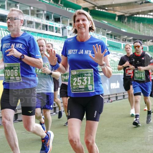 13.09.2026 - 21. swb-Marathon Bremen Michael Burmester http://msf.ph/oto/10465959 13.09.2026 13:13:18 Laufen im Stadion 118, 183, 270, 278, 349, 460, 514, 576, 600, 631, 695, 702, 843, 933, 950, 1005, 1143, 1226, 1286, 1334, 1408, 1426, 1596, 1641, 1991, 2005, 2035, 2079, 2264, 2336, 2375, 2377, 2387, 2398, 2412, 2439, 2457, 2461, 2478, 2505, 2521, 2540, 2612, 2665, 2673, 2684, 2693, 2765, 2773, 2792, 2815, 2816, 2850, 2860, 2884, 2895, 2921, 2963, 2966, 2972, 2975, 3016, 3111, 3143, 3155, 3209, 3253, 3277, 3293, 3304, 3308, 3313, 3378, 3434, 3653, 3661 meine-sportfotos.de
