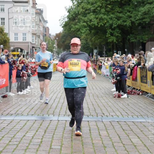 13.09.2026 - Kiel Lauf Yannick Fuchs http://msf.ph/oto/10465980 13.09.2026 09:59:28 Ziel 2967, 6306, 10357, 225, 3920, 5489, 6148, 6956, 7399, 10030, 11828, 7339, 9332, 11456, 3458, 7399, 10325, 10326, 10564 meine-sportfotos.de