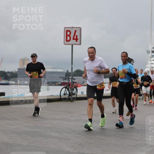 13.09.2026 - Kiel Lauf Andreas Tolksdorf http://msf.ph/oto/10465986 13.09.2026 12:06:52 Kiellinie 38, 0926, 10880, 4, 7047, 107, 8740, 10978, 7342 meine-sportfotos.de