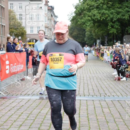 13.09.2026 - Kiel Lauf Yannick Fuchs http://msf.ph/oto/10466009 13.09.2026 09:59:29 Ziel 2967, 6306, 10357, 225, 3920, 5489, 6148, 6956, 7399, 10030, 11828, 7339, 9332, 11456, 3458, 6148, 7399, 10325, 10326, 10564 meine-sportfotos.de