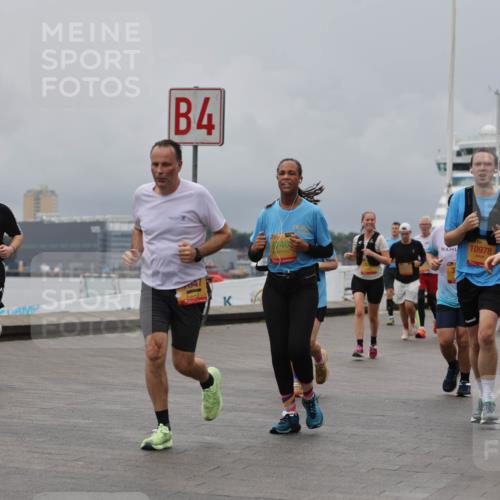 13.09.2026 - Kiel Lauf Andreas Tolksdorf http://msf.ph/oto/10466042 13.09.2026 12:06:52 Kiellinie 10880, 4, 047, 18740, 10978 meine-sportfotos.de