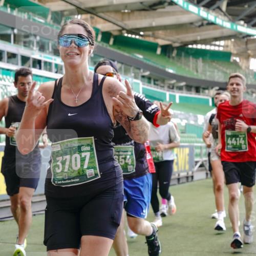 13.09.2026 - 21. swb-Marathon Bremen Michael Burmester http://msf.ph/oto/10466051 13.09.2026 13:13:20 Laufen im Stadion 118, 183, 270, 278, 349, 460, 514, 576, 600, 631, 695, 702, 933, 950, 1005, 1143, 1226, 1286, 1334, 1392, 1408, 1426, 1573, 1596, 1641, 1991, 2005, 2024, 2035, 2079, 2264, 2336, 2377, 2387, 2398, 2412, 2439, 2457, 2461, 2478, 2505, 2521, 2540, 2612, 2665, 2673, 2684, 2693, 2765, 2773, 2792, 2815, 2816, 2850, 2860, 2884, 2895, 2921, 2963, 2966, 2972, 2975, 3016, 3111, 3143, 3155, 3209, 3253, 3277, 3293, 3304, 3308, 3313, 3378, 3434, 3653, 3661 meine-sportfotos.de