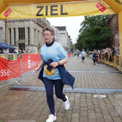 13.09.2026 - Kiel Lauf Yannick Fuchs http://msf.ph/oto/10466122 13.09.2026 09:59:58 Ziel 2252, 7339, 7512, 8828, 2967, 7339, 9332, 10357, 11456, 10473, 6306, 10357, 11828 meine-sportfotos.de