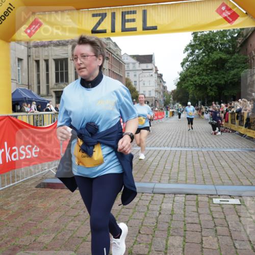 13.09.2026 - Kiel Lauf Yannick Fuchs http://msf.ph/oto/10466136 13.09.2026 09:59:58 Ziel 2252, 7339, 7512, 8828, 2967, 7339, 9332, 10357, 11456, 10473, 6306, 10357, 11828 meine-sportfotos.de