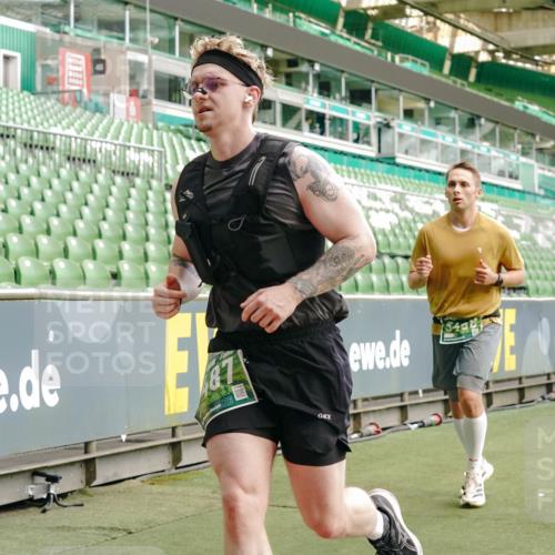 13.09.2026 - 21. swb-Marathon Bremen Michael Burmester http://msf.ph/oto/10466155 13.09.2026 12:56:47 Laufen im Stadion 307, 411, 431, 465, 655, 769, 776, 854, 857, 876, 913, 926, 948, 1010, 1058, 1130, 1254, 1537, 1601, 1645, 1750, 1809, 1900, 1972, 2001, 2040, 2051, 2075, 2122, 2260, 2319, 2324, 2402, 2473, 2493, 2535, 2604, 2634, 2640, 2671, 2761, 2812, 2904, 2948, 3051, 3057, 3078, 3119, 3192, 3202, 3290, 3348, 3411, 3450, 3458, 3508, 3514, 3634, 3685, 3690, 3760, 3813, 3866, 3939, 4101, 4135, 4137, 4171, 4316, 4319, 4413, 4455, 4479, 4733, 5277, 5430, 5530, 6106, 2498, 3085 meine-sportfotos.de