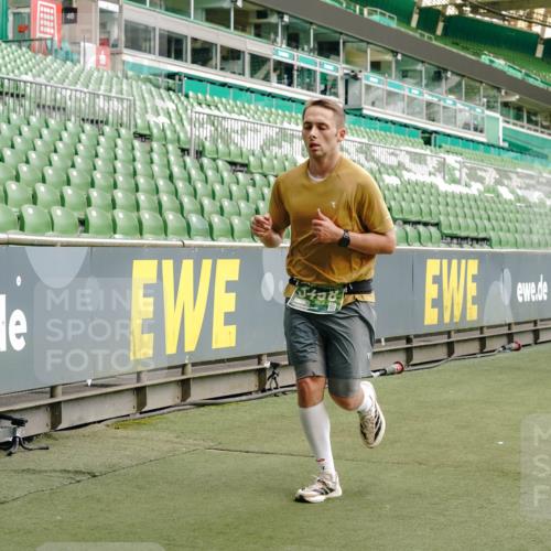 13.09.2026 - 21. swb-Marathon Bremen Michael Burmester http://msf.ph/oto/10466177 13.09.2026 12:56:48 Laufen im Stadion 307, 411, 431, 465, 655, 769, 776, 854, 857, 876, 913, 926, 948, 1010, 1058, 1130, 1254, 1537, 1601, 1645, 1750, 1809, 1900, 1972, 2001, 2040, 2051, 2075, 2122, 2260, 2319, 2324, 2402, 2473, 2493, 2535, 2604, 2634, 2640, 2671, 2761, 2812, 2904, 2948, 3051, 3057, 3078, 3119, 3192, 3202, 3290, 3348, 3411, 3450, 3458, 3508, 3514, 3634, 3685, 3690, 3760, 3813, 3866, 3939, 4101, 4135, 4137, 4171, 4316, 4319, 4413, 4455, 4479, 4733, 5277, 5430, 5530, 6106, 2498, 3085 meine-sportfotos.de