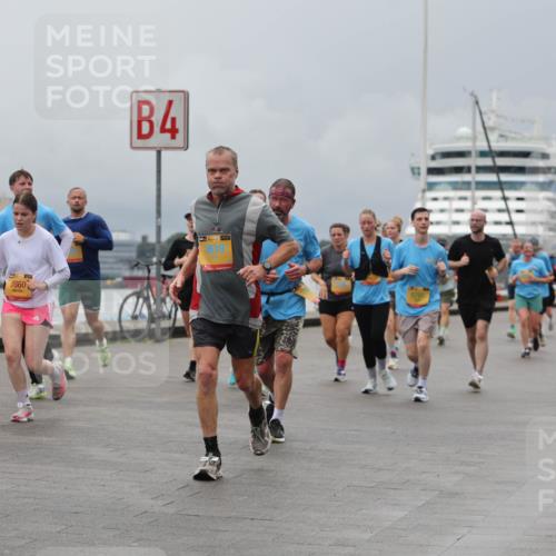 13.09.2026 - Kiel Lauf Andreas Tolksdorf http://msf.ph/oto/10466193 13.09.2026 12:07:00 Kiellinie 38, 3601, 8860, 4, 39, 3619, 3 meine-sportfotos.de