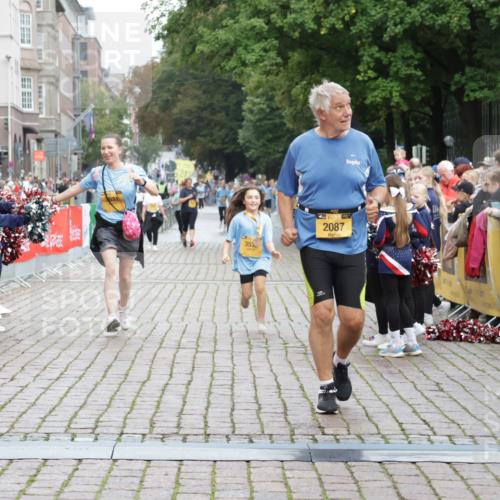 13.09.2026 - Kiel Lauf Yannick Fuchs http://msf.ph/oto/10466232 13.09.2026 10:00:21 Ziel 2087, 3531, 2252, 7339, 7512, 8828, 10473, 11456, 1396, 1566, 6137, 10169, 7339, 9332, 11456 meine-sportfotos.de