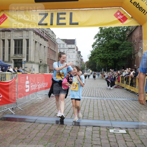 13.09.2026 - Kiel Lauf Yannick Fuchs http://msf.ph/oto/10466276 13.09.2026 10:00:26 Ziel 2087, 3531, 2252, 7512, 8828, 10473, 1396, 1566, 6137, 6430, 10169, 2252, 7339, 7512, 11456 meine-sportfotos.de