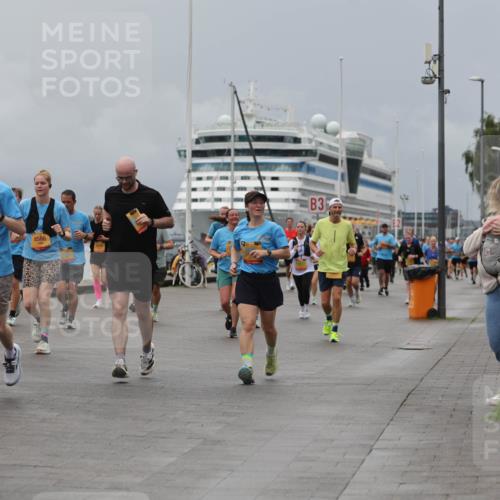 13.09.2026 - Kiel Lauf Andreas Tolksdorf http://msf.ph/oto/10466279 13.09.2026 12:07:02 Kiellinie 4, 5701, 8586, 3 meine-sportfotos.de