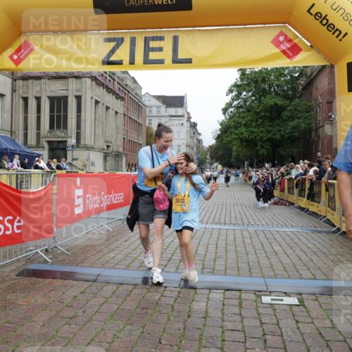 13.09.2026 - Kiel Lauf Yannick Fuchs http://msf.ph/oto/10466282 13.09.2026 10:00:26 Ziel 2087, 3531, 2252, 7512, 8828, 10473, 1396, 1566, 6137, 6430, 10169, 2252, 7339, 7512, 11456 meine-sportfotos.de