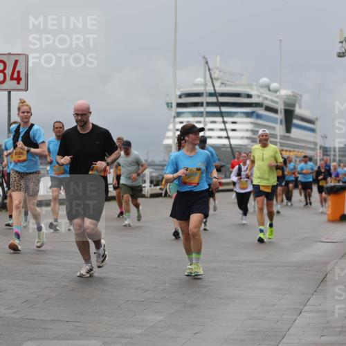 13.09.2026 - Kiel Lauf Andreas Tolksdorf http://msf.ph/oto/10466313 13.09.2026 12:07:03 Kiellinie 1, 39, 5701, 4, 8586 meine-sportfotos.de