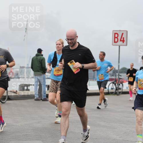 13.09.2026 - Kiel Lauf Andreas Tolksdorf http://msf.ph/oto/10466324 13.09.2026 12:07:05 Kiellinie 48, 10293, 8586, 4 meine-sportfotos.de