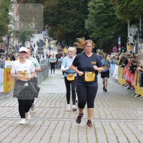 13.09.2026 - Kiel Lauf Yannick Fuchs http://msf.ph/oto/10466340 13.09.2026 10:00:32 Ziel 1566, 6137, 2087, 3531, 8828, 10473, 1396, 4868, 4874, 6430, 10169, 2252, 7512, 8828 meine-sportfotos.de