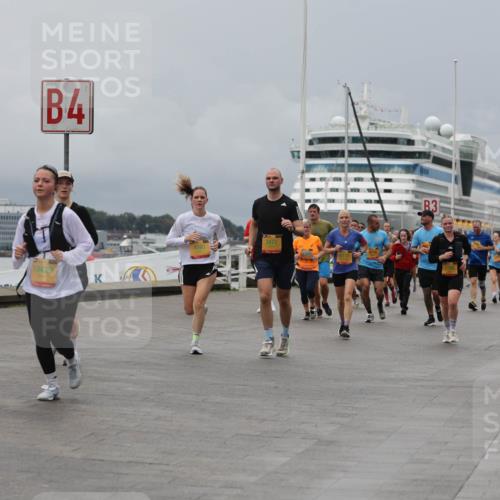13.09.2026 - Kiel Lauf Andreas Tolksdorf http://msf.ph/oto/10466430 13.09.2026 12:07:11 Kiellinie 4, 10429, 3472, 6117, 3 meine-sportfotos.de
