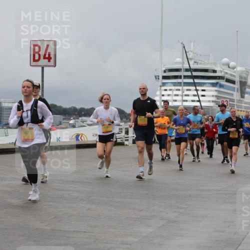 13.09.2026 - Kiel Lauf Andreas Tolksdorf http://msf.ph/oto/10466434 13.09.2026 12:07:11 Kiellinie 4, 10429, 3472, 3 meine-sportfotos.de