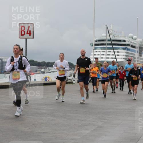 13.09.2026 - Kiel Lauf Andreas Tolksdorf http://msf.ph/oto/10466437 13.09.2026 12:07:11 Kiellinie 4, 10429, 4593, 3472 meine-sportfotos.de