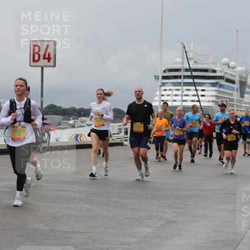 13.09.2026 - Kiel Lauf Andreas Tolksdorf http://msf.ph/oto/10466446 13.09.2026 12:07:11 Kiellinie 4, 10429, 4593, 3472 meine-sportfotos.de