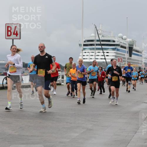 13.09.2026 - Kiel Lauf Andreas Tolksdorf http://msf.ph/oto/10466472 13.09.2026 12:07:12 Kiellinie 4, 3472, 4716, 3128, 3 meine-sportfotos.de