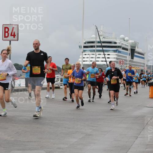 13.09.2026 - Kiel Lauf Andreas Tolksdorf http://msf.ph/oto/10466485 13.09.2026 12:07:13 Kiellinie 4, 3472, 4716, 3 meine-sportfotos.de
