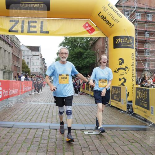 13.09.2026 - Kiel Lauf Yannick Fuchs http://msf.ph/oto/10466608 13.09.2026 10:00:56 Ziel 4868, 4874, 1396, 1566, 3531, 6137, 6430, 10169, 293, 5497, 6719, 8730, 2087, 3531 meine-sportfotos.de