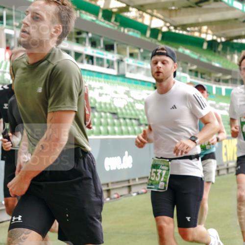 13.09.2026 - 21. swb-Marathon Bremen Michael Burmester http://msf.ph/oto/10466618 13.09.2026 12:56:57 Laufen im Stadion 307, 334, 411, 431, 465, 655, 769, 776, 854, 857, 876, 909, 913, 926, 948, 1010, 1058, 1130, 1254, 1535, 1537, 1601, 1645, 1750, 1809, 1881, 1900, 1972, 2001, 2040, 2051, 2075, 2122, 2260, 2324, 2371, 2402, 2423, 2473, 2493, 2535, 2604, 2634, 2640, 2671, 2761, 2812, 2903, 2904, 2948, 3051, 3057, 3078, 3119, 3192, 3202, 3290, 3348, 3411, 3450, 3458, 3508, 3514, 3634, 3685, 3690, 3760, 3813, 3866, 3939, 4101, 4135, 4171, 4316, 4319, 4413, 4455, 4479, 4733, 5277, 5430, 5530 meine-sportfotos.de