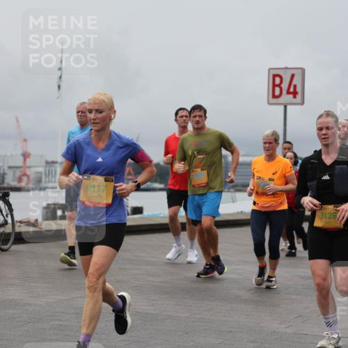 13.09.2026 - Kiel Lauf Andreas Tolksdorf http://msf.ph/oto/10466624 13.09.2026 12:07:17 Kiellinie 1, 3973, 6117, 4, 384, 3128 meine-sportfotos.de