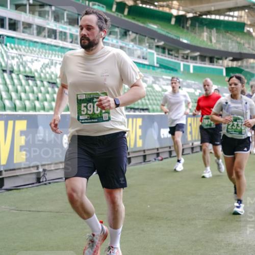 13.09.2026 - 21. swb-Marathon Bremen Michael Burmester http://msf.ph/oto/10466664 13.09.2026 13:13:29 Laufen im Stadion 118, 183, 270, 278, 349, 460, 514, 576, 600, 631, 695, 702, 933, 950, 1005, 1143, 1286, 1334, 1392, 1408, 1426, 1573, 1596, 1641, 1991, 2005, 2024, 2035, 2079, 2233, 2264, 2336, 2377, 2387, 2398, 2412, 2439, 2457, 2461, 2478, 2505, 2521, 2540, 2564, 2612, 2665, 2684, 2693, 2765, 2773, 2792, 2815, 2816, 2860, 2884, 2887, 2895, 2921, 2963, 2966, 2972, 2975, 3016, 3111, 3143, 3155, 3209, 3253, 3277, 3293, 3304, 3308, 3313, 3378, 3405, 3428, 3434, 3653, 3661 meine-sportfotos.de