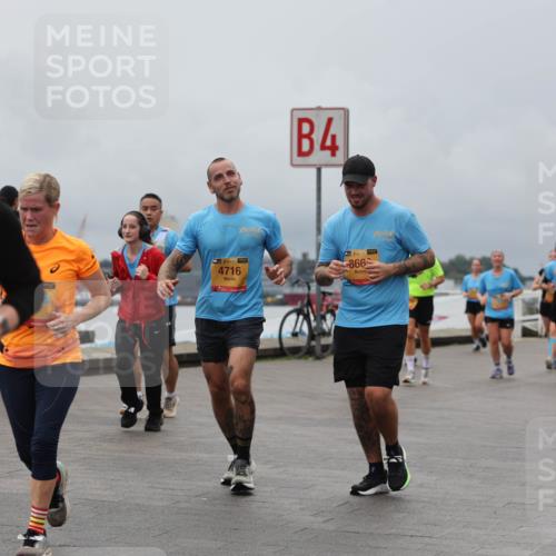 13.09.2026 - Kiel Lauf Andreas Tolksdorf http://msf.ph/oto/10466676 13.09.2026 12:07:19 Kiellinie 3126, 38, 4716, 4, 38, 998 meine-sportfotos.de