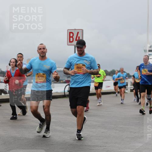 13.09.2026 - Kiel Lauf Andreas Tolksdorf http://msf.ph/oto/10466690 13.09.2026 12:07:19 Kiellinie 38, 4716, 4, 39, 8662, 3 meine-sportfotos.de