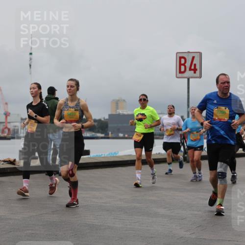 13.09.2026 - Kiel Lauf Andreas Tolksdorf http://msf.ph/oto/10466731 13.09.2026 12:07:22 Kiellinie 2460, 9837, 2529, 4, 38, 2266, 3787 meine-sportfotos.de