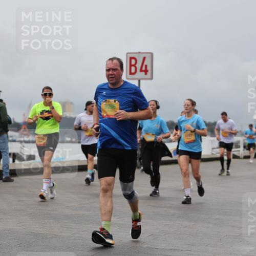 13.09.2026 - Kiel Lauf Andreas Tolksdorf http://msf.ph/oto/10466757 13.09.2026 12:07:23 Kiellinie 38, 2266, 4, 3787 meine-sportfotos.de