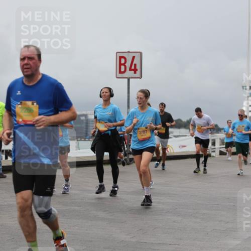 13.09.2026 - Kiel Lauf Andreas Tolksdorf http://msf.ph/oto/10466775 13.09.2026 12:07:24 Kiellinie 2266, 2529, 4, 3787 meine-sportfotos.de