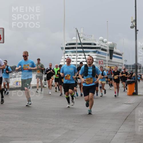 13.09.2026 - Kiel Lauf Andreas Tolksdorf http://msf.ph/oto/10466810 13.09.2026 12:07:27 Kiellinie 4, 376, 4811, 3 meine-sportfotos.de