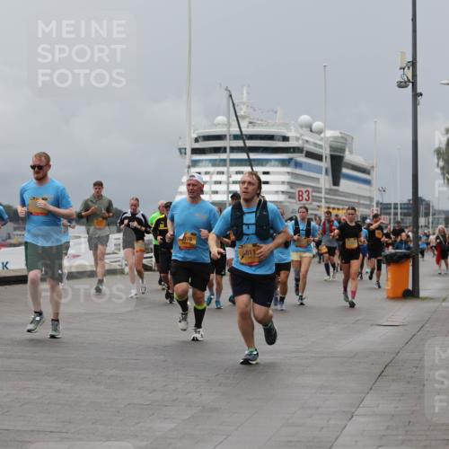 13.09.2026 - Kiel Lauf Andreas Tolksdorf http://msf.ph/oto/10466826 13.09.2026 12:07:27 Kiellinie 4, 376, 4811, 3 meine-sportfotos.de