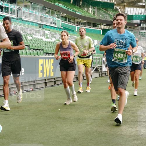 13.09.2026 - 21. swb-Marathon Bremen Michael Burmester http://msf.ph/oto/10466837 13.09.2026 12:57:03 Laufen im Stadion 307, 334, 411, 431, 465, 655, 769, 776, 854, 857, 876, 909, 926, 948, 1010, 1130, 1254, 1535, 1537, 1601, 1750, 1752, 1809, 1881, 1900, 1972, 2001, 2040, 2051, 2075, 2122, 2260, 2324, 2371, 2402, 2423, 2473, 2493, 2535, 2604, 2634, 2640, 2671, 2761, 2812, 2903, 2904, 2948, 3051, 3078, 3119, 3182, 3202, 3290, 3348, 3411, 3450, 3458, 3508, 3514, 3634, 3685, 3690, 3760, 3813, 3866, 3939, 4101, 4135, 4171, 4316, 4319, 4413, 4455, 4479, 4733, 5277, 5430 meine-sportfotos.de