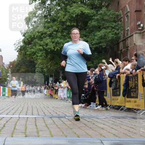 13.09.2026 - Kiel Lauf Yannick Fuchs http://msf.ph/oto/10466842 13.09.2026 10:01:51 Ziel 4702, 2574, 6719, 8730, 844, 6719, 8730 meine-sportfotos.de