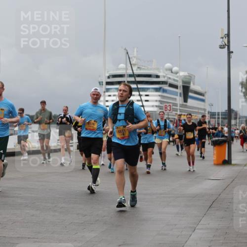 13.09.2026 - Kiel Lauf Andreas Tolksdorf http://msf.ph/oto/10466848 13.09.2026 12:07:28 Kiellinie 4, 9376, 4811, 3 meine-sportfotos.de