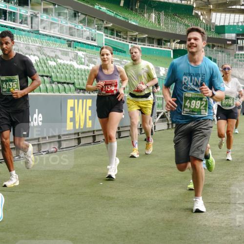 13.09.2026 - 21. swb-Marathon Bremen Michael Burmester http://msf.ph/oto/10466854 13.09.2026 12:57:03 Laufen im Stadion 307, 334, 411, 431, 465, 655, 769, 776, 854, 857, 876, 909, 926, 948, 1010, 1130, 1254, 1535, 1537, 1601, 1750, 1752, 1809, 1881, 1900, 1972, 2001, 2040, 2051, 2075, 2122, 2260, 2324, 2371, 2402, 2423, 2473, 2493, 2535, 2604, 2634, 2640, 2671, 2761, 2812, 2903, 2904, 2948, 3051, 3078, 3119, 3182, 3202, 3290, 3348, 3411, 3450, 3458, 3508, 3514, 3634, 3685, 3690, 3760, 3813, 3866, 3939, 4101, 4135, 4171, 4316, 4319, 4413, 4455, 4479, 4733, 5277, 5430 meine-sportfotos.de
