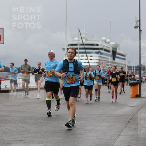 13.09.2026 - Kiel Lauf Andreas Tolksdorf http://msf.ph/oto/10466863 13.09.2026 12:07:28 Kiellinie 4, 9376, 39, 4811, 3 meine-sportfotos.de