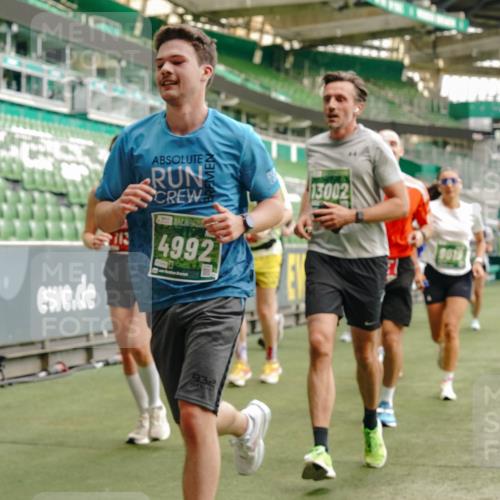 13.09.2026 - 21. swb-Marathon Bremen Michael Burmester http://msf.ph/oto/10466884 13.09.2026 12:57:04 Laufen im Stadion 307, 334, 411, 431, 465, 655, 769, 776, 854, 857, 876, 909, 926, 948, 1010, 1130, 1254, 1535, 1537, 1601, 1750, 1752, 1809, 1881, 1900, 1972, 2001, 2040, 2046, 2051, 2075, 2122, 2260, 2324, 2371, 2402, 2423, 2473, 2493, 2535, 2604, 2634, 2640, 2671, 2761, 2812, 2903, 2904, 2948, 3051, 3078, 3119, 3182, 3202, 3290, 3348, 3411, 3450, 3458, 3508, 3514, 3634, 3685, 3690, 3760, 3813, 3866, 3939, 4101, 4135, 4171, 4316, 4319, 4413, 4455, 4479, 4733, 5277, 5430 meine-sportfotos.de