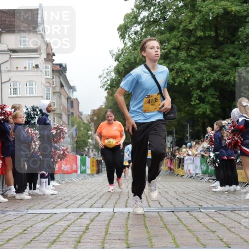 13.09.2026 - Kiel Lauf Yannick Fuchs http://msf.ph/oto/10466901 13.09.2026 10:02:17 Ziel 3917, 4135, 8297, 844, 4702, 129, 565, 3131, 4673 meine-sportfotos.de