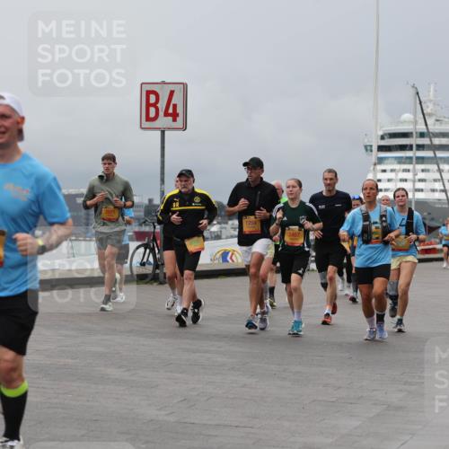 13.09.2026 - Kiel Lauf Andreas Tolksdorf http://msf.ph/oto/10466944 13.09.2026 12:07:31 Kiellinie 8376, 4, 2871, 1259, 3467, 3 meine-sportfotos.de