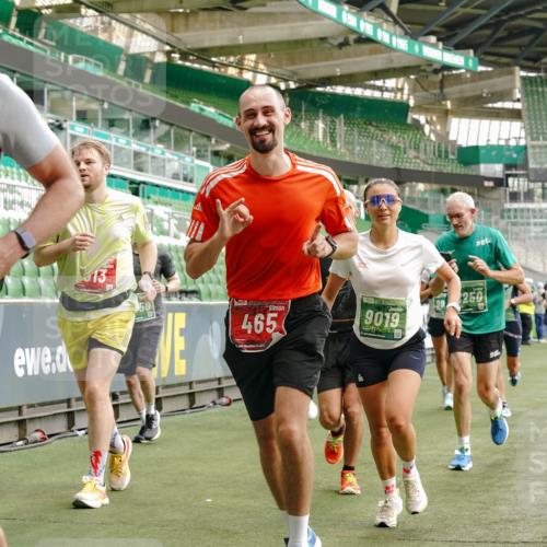 13.09.2026 - 21. swb-Marathon Bremen Michael Burmester http://msf.ph/oto/10466957 13.09.2026 12:57:05 Laufen im Stadion 307, 334, 411, 431, 465, 655, 769, 776, 854, 857, 876, 909, 926, 948, 1010, 1130, 1254, 1535, 1537, 1601, 1750, 1752, 1809, 1881, 1900, 1972, 2001, 2040, 2046, 2051, 2075, 2122, 2260, 2324, 2371, 2402, 2423, 2473, 2493, 2535, 2604, 2634, 2640, 2671, 2761, 2812, 2903, 2904, 2948, 3051, 3078, 3119, 3182, 3202, 3290, 3319, 3348, 3411, 3450, 3458, 3508, 3514, 3634, 3685, 3690, 3760, 3813, 3866, 3939, 4101, 4135, 4171, 4316, 4319, 4413, 4455, 4479, 4733 meine-sportfotos.de