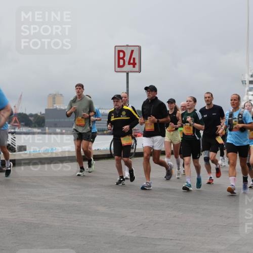 13.09.2026 - Kiel Lauf Andreas Tolksdorf http://msf.ph/oto/10466960 13.09.2026 12:07:32 Kiellinie 9376, 4, 2871, 1259, 3461, 3 meine-sportfotos.de
