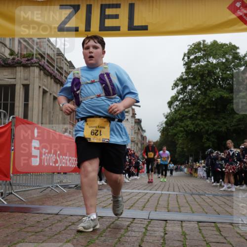 13.09.2026 - Kiel Lauf Yannick Fuchs http://msf.ph/oto/10467002 13.09.2026 10:02:31 Ziel 129, 565, 3131, 4673, 8297, 844, 3917, 4135, 2288, 3273, 6494, 844 meine-sportfotos.de